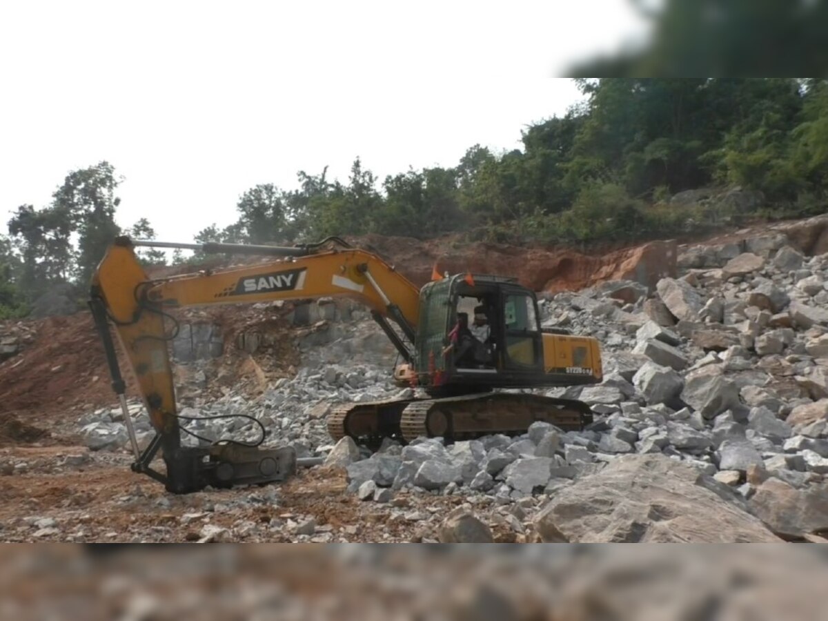Illegal Mining In Gajapati: ଗଜପତିରେ ବୃଦ୍ଧି ପାଉଛି ବେଆଇନ ପଥର ଖଣି, ବ୍ଲାଷ୍ଟିଂ ବନ୍ଦ ନ କଲେ ଆତ୍ମାହୁତୀ ଧମକ