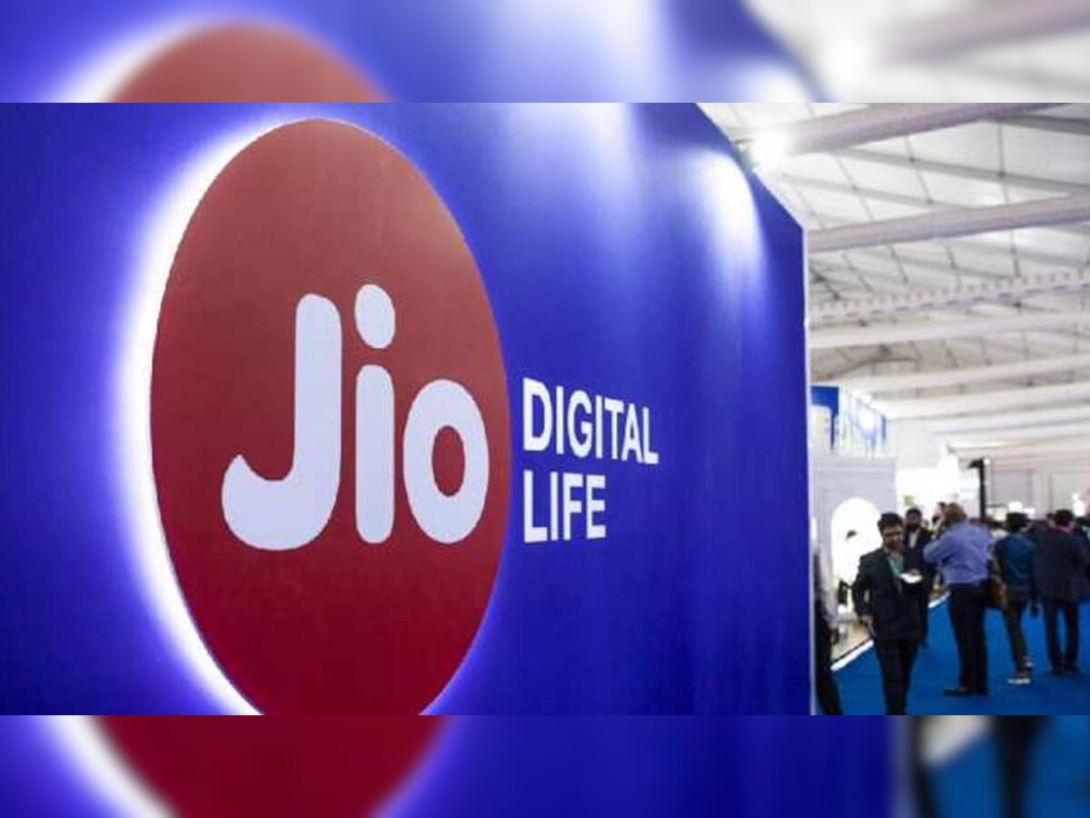 Jio का ये प्लान टेंशन से देगा मुक्ति! मिलेगा Unlimited Calling का मजा साथ में हाई-स्पीड डाटा टेक 