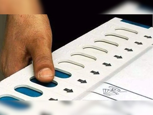 UP Nagar Nikay Chunav 2022: यूपी नगर निकाय चुनाव के ऐलान में अभी होगी और देर, जानिए कितना लंबा हो सकता है इंतेज़ार