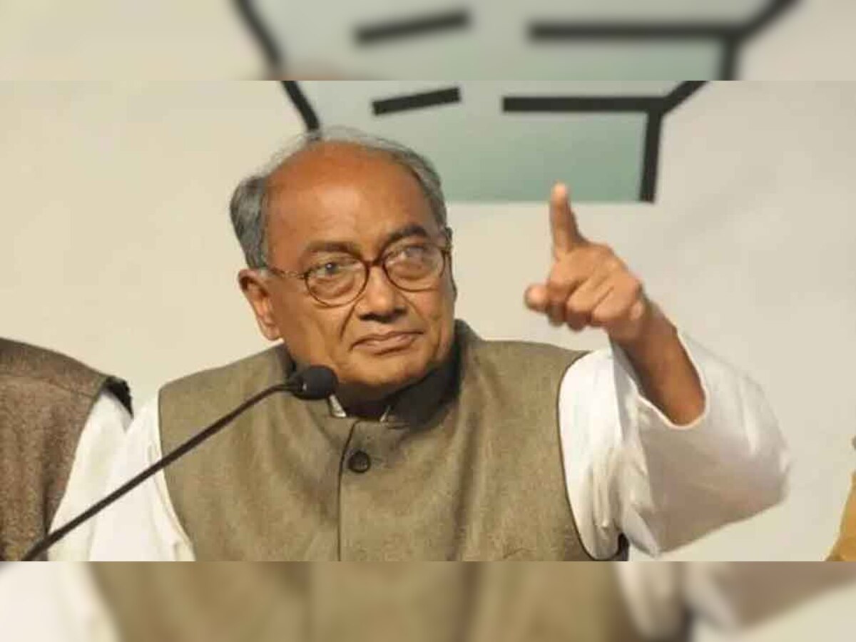 Digvijay Singh के मंदिर-मजार वाले ट्वीट से गरमाई राजनीति, धर्माचार्यों से पूछा ये सवाल