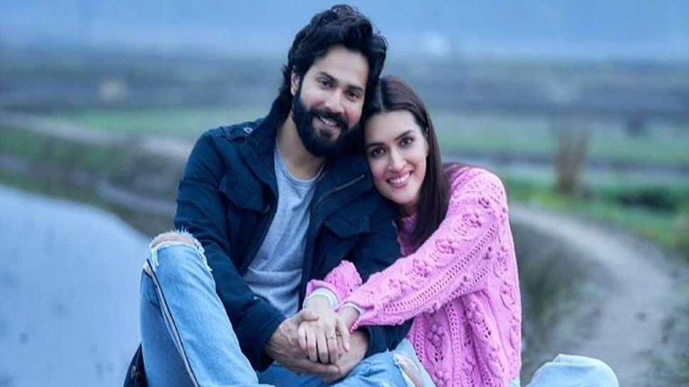 Kriti Sanon ने Varun Dhawan को लेकर किया बड़ा खुलासा, बोलीं फोन पर करते हैं ऐसी हरकत Kriti Sanon ने Varun Dhawan को लेकर किया बड़ा खुलासा, बोलीं फोन पर करते हैं ऐसी हरकत