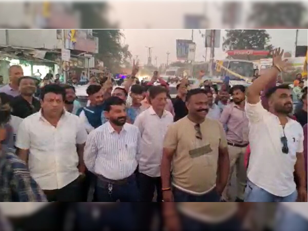 Gujarat Assembly Election 2022: गुजरात में केजरीवाल के रोड शो में लगे 'मोदी-मोदी' के नारे, AAP संयोजक ने बदले में दिया ये रिएक्शन