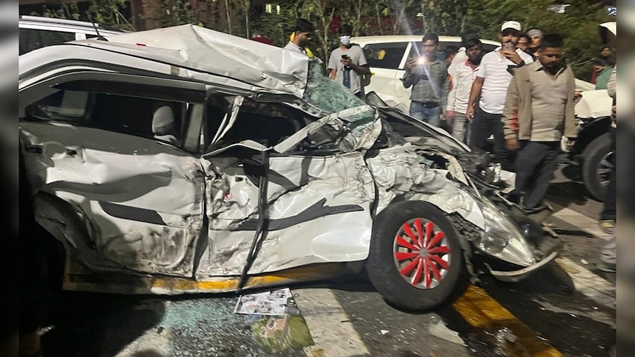 पुणे में बड़ा हादसा: एक दूसरे से टकराईं 48 गाड़ियां, पुल पर फेल हो गए थे ब्रेक