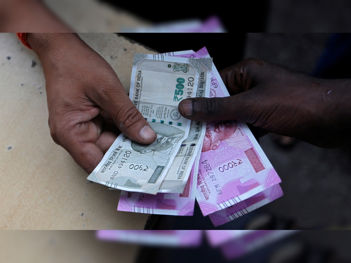 pf-balance-scam-man-lose-lakhs-rupees-in-scam-how-to-check-pf-balance
