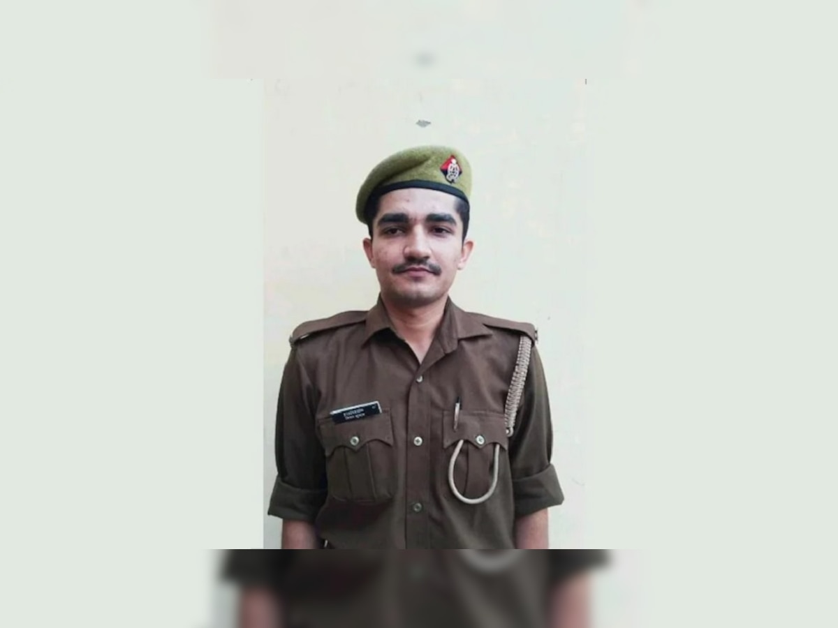 Agra News: आगरा का कांस्टेबल बना लेफ्टिनेंट: जानें कैसे आखिरी प्रयास में सेना में अधिकारी बनने का सपना किया पूरा