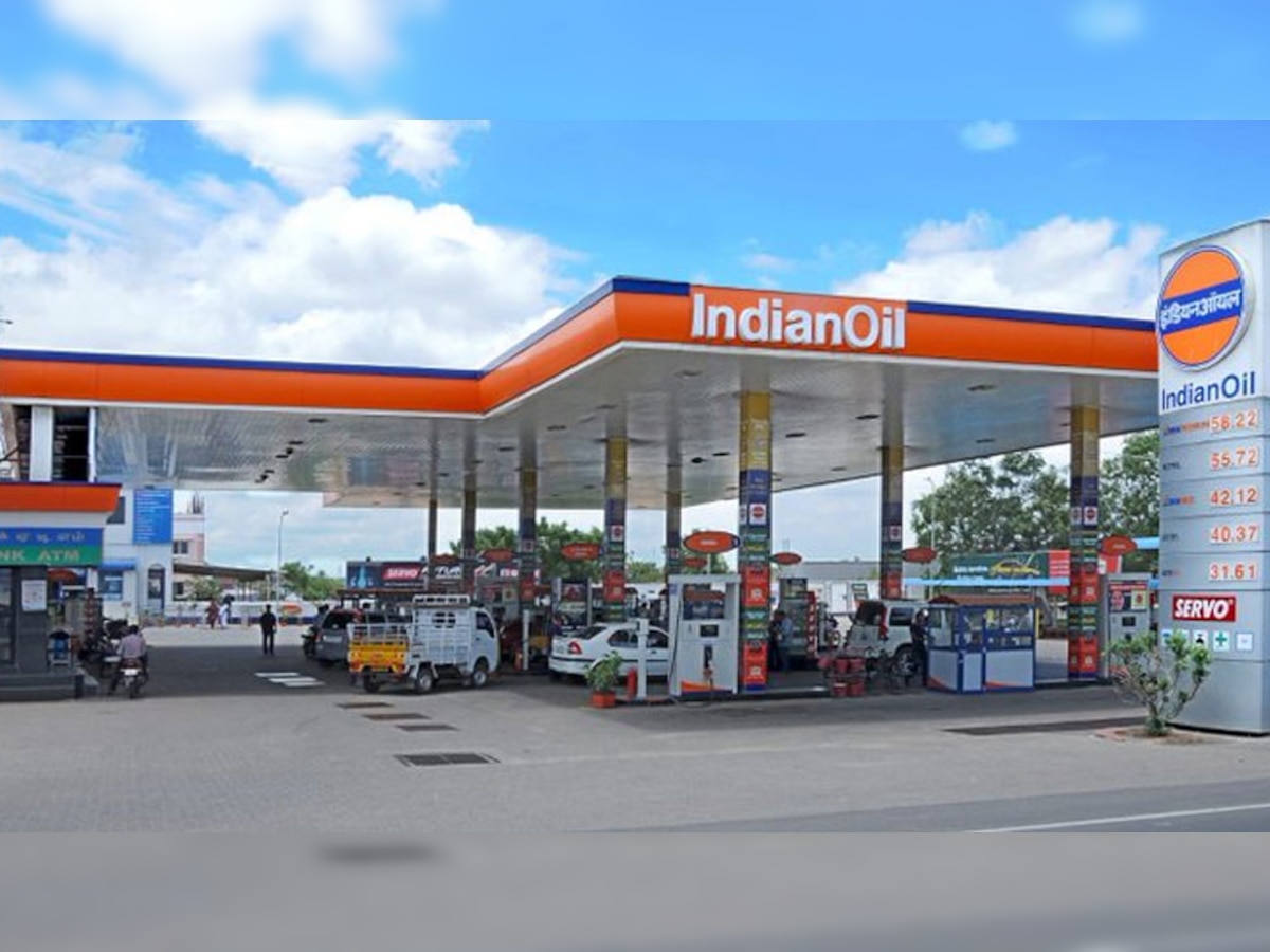Petrol Price Today: कार-बाइक वालों के ल‍िए खुशखबरी, कंपन‍ियों की तरफ से जारी नए रेट में पेट्रोल पर राहत!