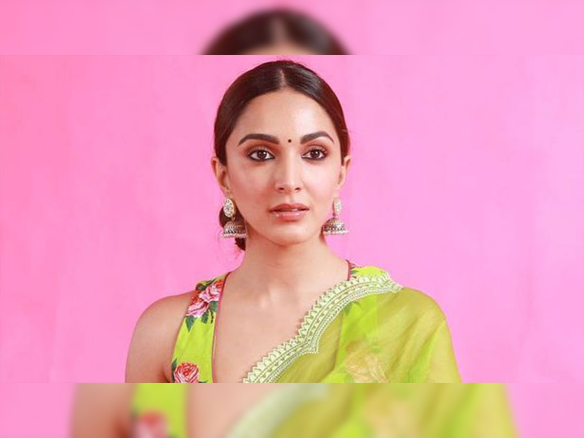 Kiara Advani ने गिराई अपने हुस्न की 'बिजली'! बोल्ड ड्रेस में दिखाए सेक्सी डांस मूव्स