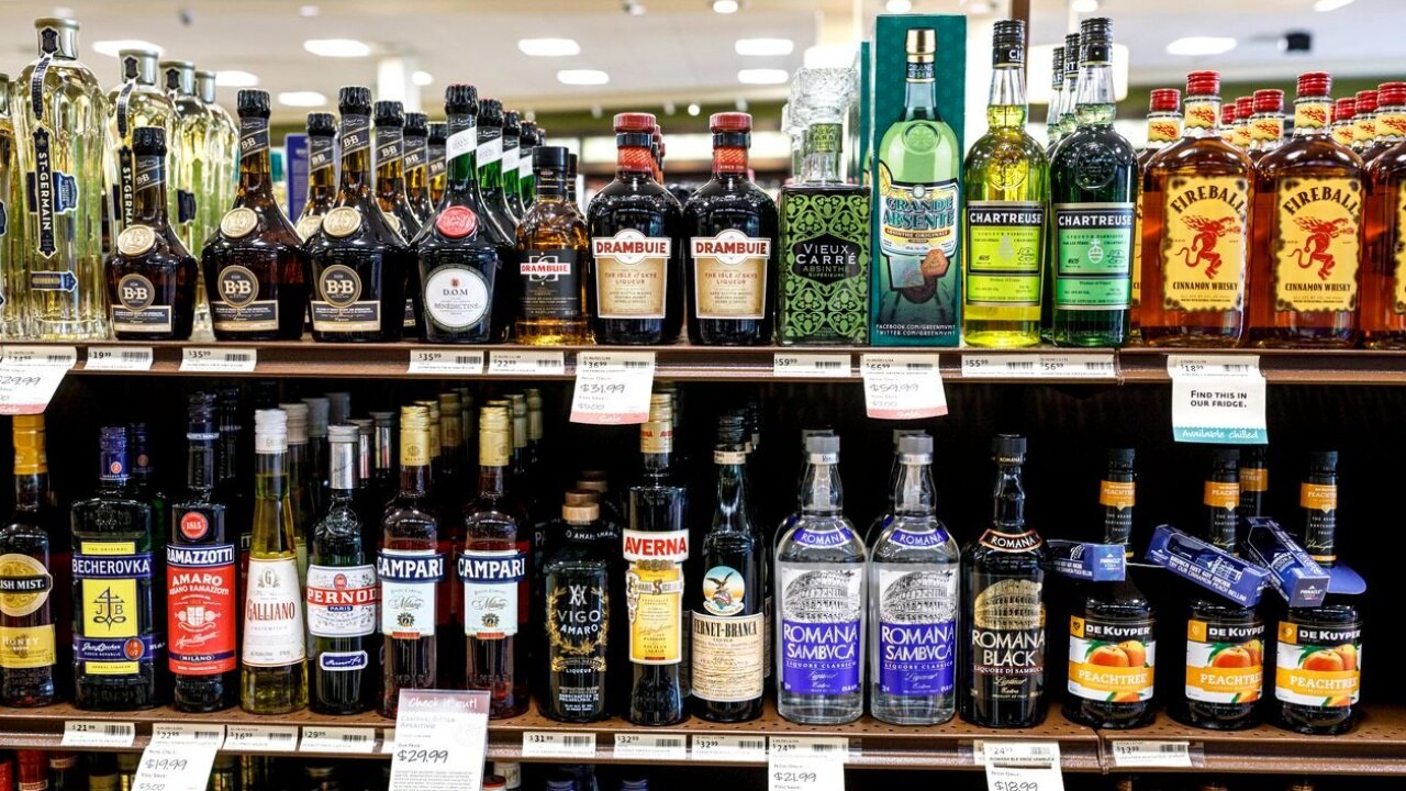 Liquor Price: इस राज्य में बढ़ाए गए शराब के दाम, जानिए क्या होगी नई कीमत