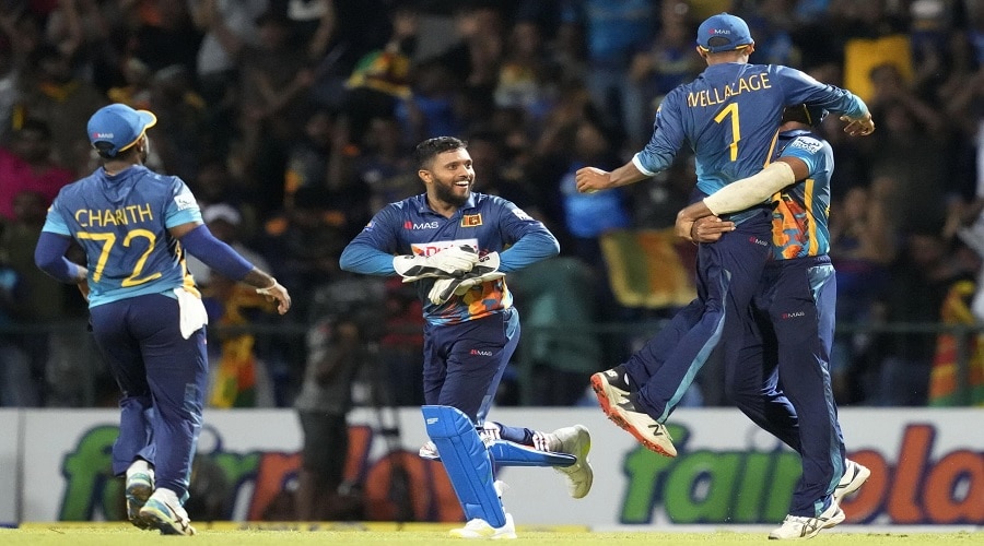 श्रीलंकाई क्रिकेट ने एक और खिलाड़ी को किया निलंबित, जानिए क्या किया था गुनाह