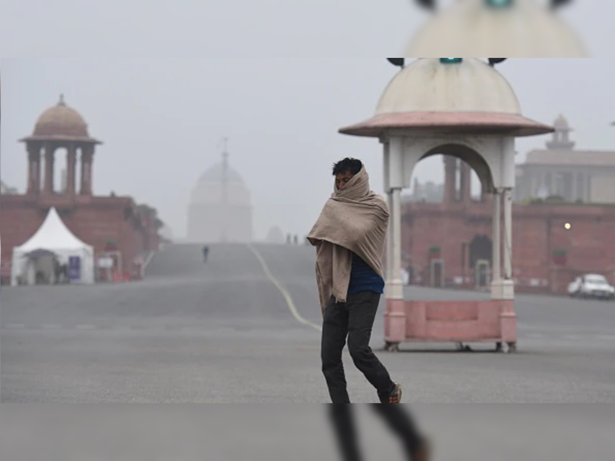 हाय री दिल्ली की सर्दी: सुबह कड़कड़ाती ठंड, दोपहर धूप शाम में सर्द हवाएं