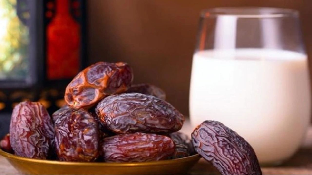 health benefits by eating dry dates in winter Chuhara keeps body warm