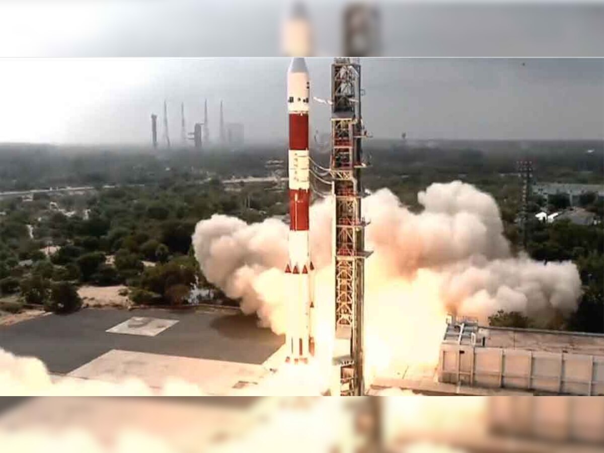 ISRO की एक और उपलब्धि,  ओशनसैट समेत 9 सैटेलाइट को एकसाथ किया लॉन्च 
