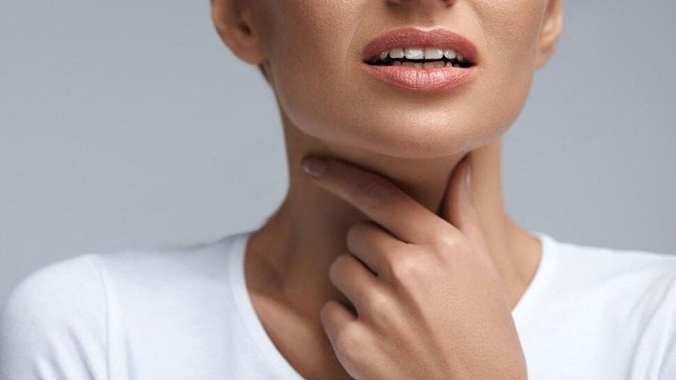 Throat Tightness: गले में अचानक जकड़न से होती है खाने में दिक्कत, इस तरह पा सकतें हैं राहत