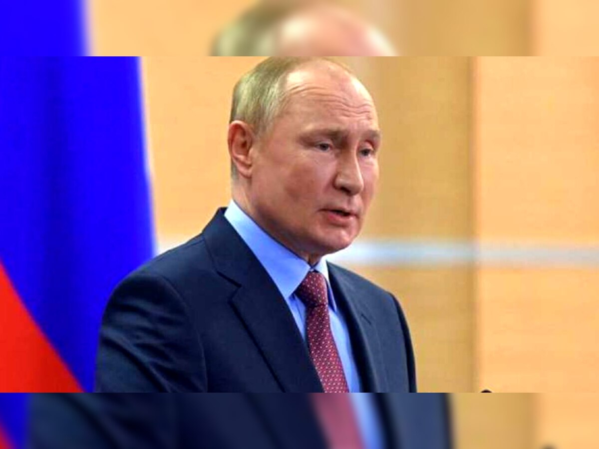 Putin Health: हाथ के बाद पुतिन के शरीर के इस अंग में 'बीमारी' आई सामने, भरी मीटिंग में खुल गई पोल