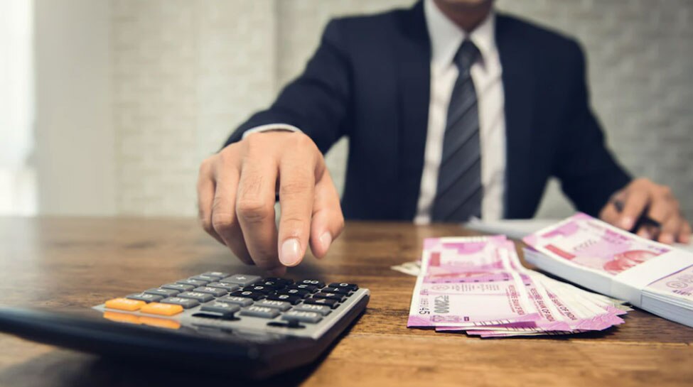 ITR: 5 से 10 लाख रुपये है कमाई तो संभल जाएं! करना पड़ेगा ये काम