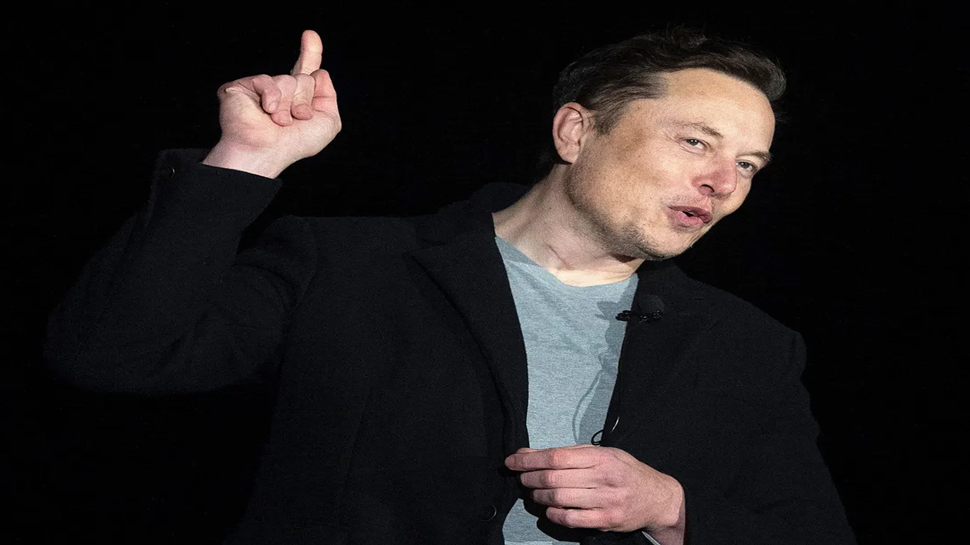 Elon Musk Gun: एलन मस्क ने दिखाई अपनी खास पिस्टल; लोग बोले ये कैसी बंदूक है? Elon Musk Gun: एलन मस्क ने दिखाई अपनी खास पिस्टल; लोग बोले ये कैसी बंदूक है?