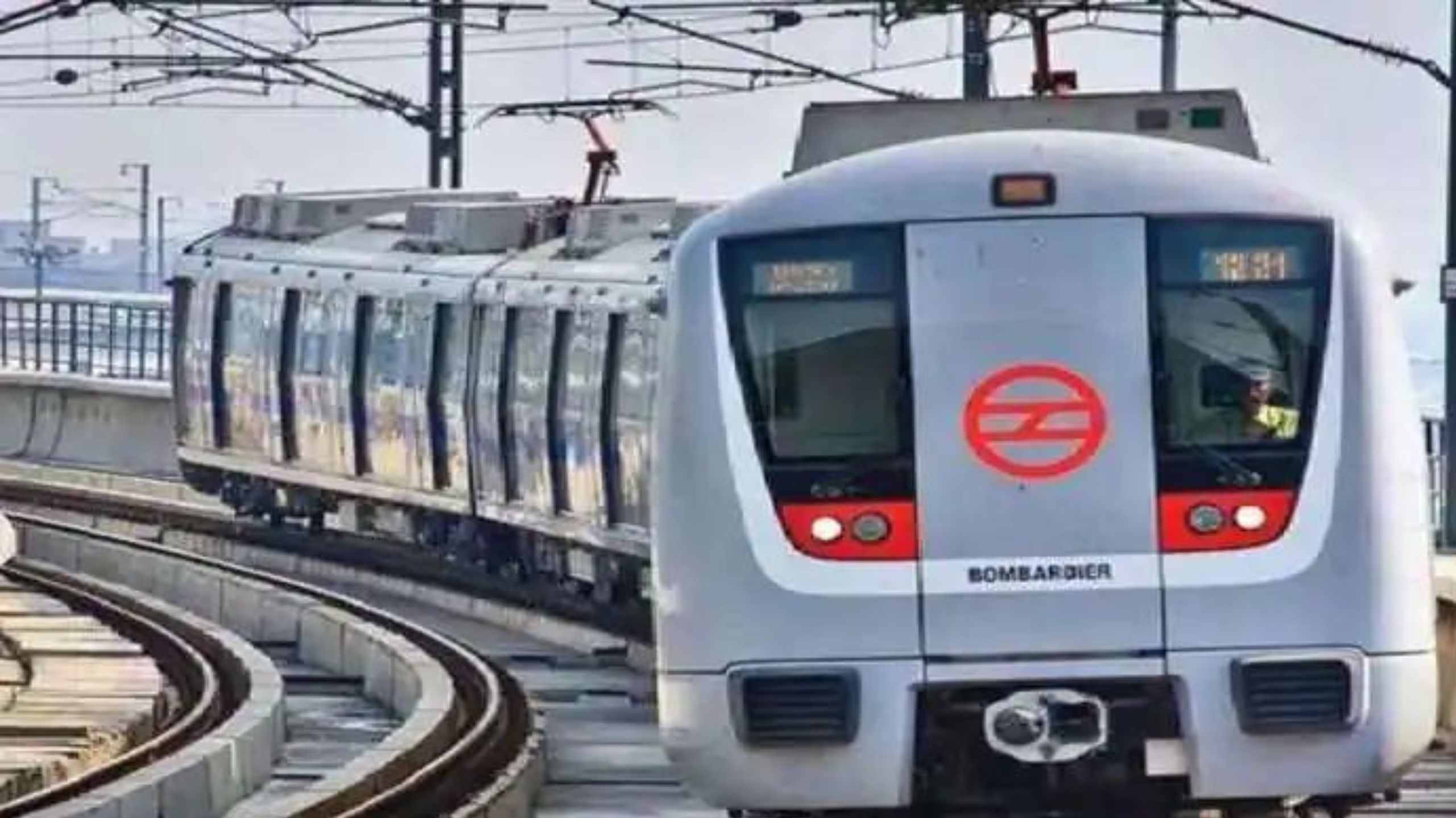 Delhi Metro: एक्वा लाइन मेट्रो एक्सप्रेसवे के किनारे से होकर निकलेगी, सफर होगा आसान