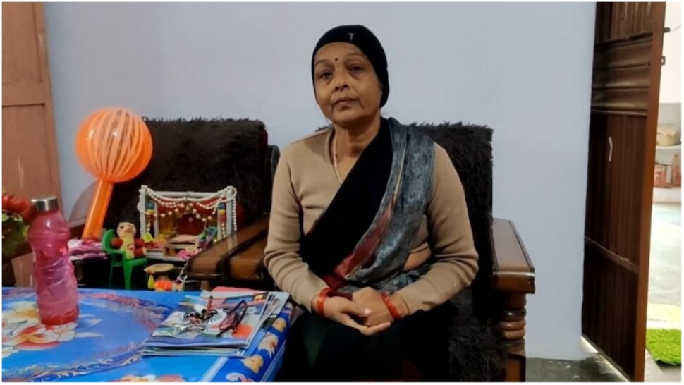 Madhya Pradesh: पति और बेटों के व्यवहार से परेशान थी महिला टीचर, मंदिर को दान कर दी 1 करोड़ की संपत्ति