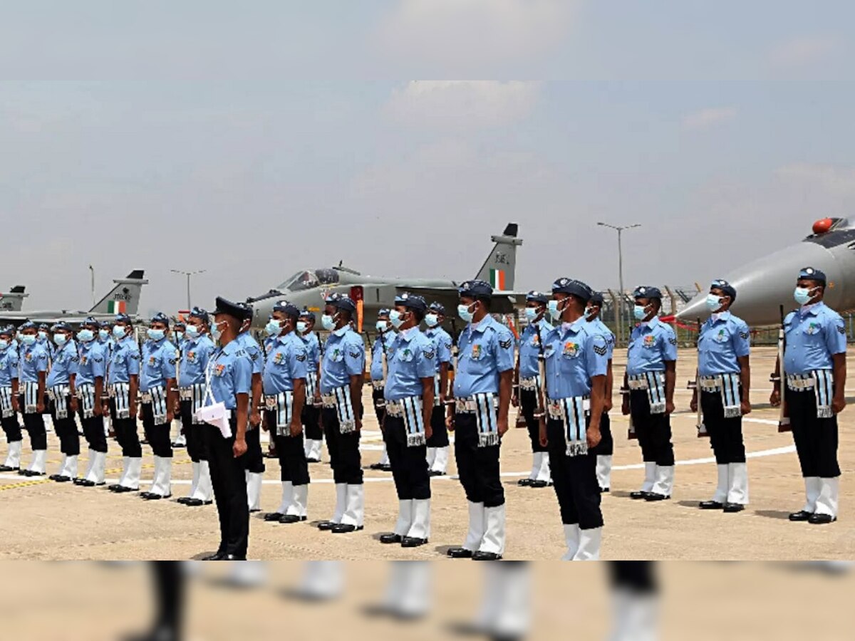 IAF AFCAT Recruitment 2022: भारतीय वायु सेना में नौकरी पाने का सुनहरा मौका, इतने पदों पर निकली वैकेंसी, जानें पूरी डिटेल्स