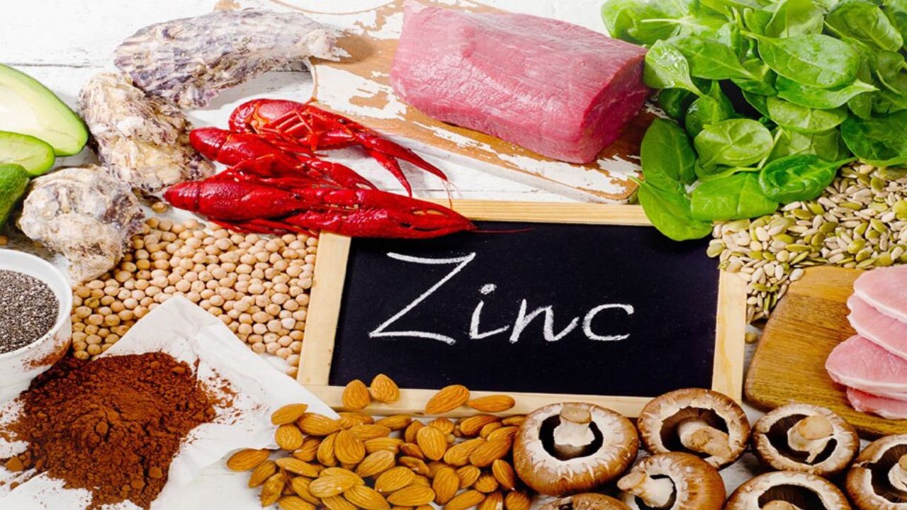 Zinc Food: कमजोर इम्यूनिटी की वजह से बार-बार पड़ जाते हैं बीमार, इन जिंक फूड को बना लें डाइट का हिस्सा