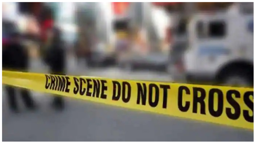 Crime News: बीमा के ₹1.90 करोड़ लेने के लिए करा दी पत्नी की हत्या! तरीका जानकर हो जाएंगे दंग Crime News: बीमा के ₹1.90 करोड़ लेने के लिए करा दी पत्नी की हत्या! तरीका जानकर हो जाएंगे दंग