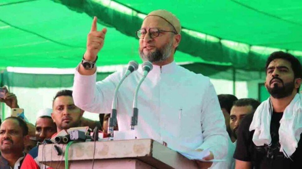 Ruckus At Imran Pratapgarhi Meeting: ओवैसी पर टिप्पणी के बाद इमरान प्रतापगढ़ी की सभा में बवाल, हाथापाई तक पहुंची नौबत