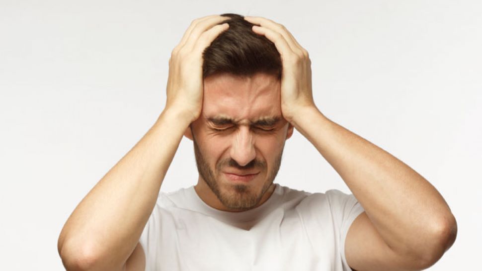 Health Tips: बार-बार सिर में होता है दर्द? हो सकते हैं ये बड़े कारण, भूलकर भी न करें नजरअंदाज
