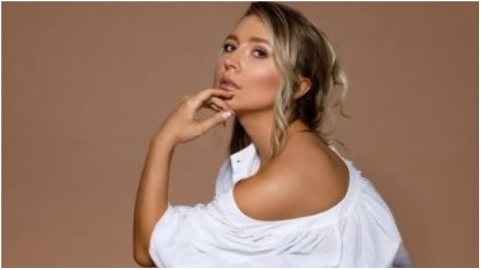 How to Manipulate Men: यह महिला ऑनलाइन करा रही पतियों को काबू करने का 'कोर्स', बदले में लेती है मोटी फीस