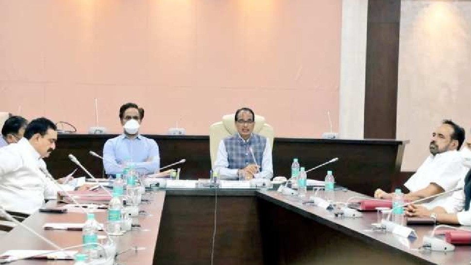 MP Politics: शिवराज कैबिनेट में बड़ा फेरबदल! सीनियर विधायकों की दूर होगी नाराजगी, इन नेताओं की खुल सकती है किस्मत