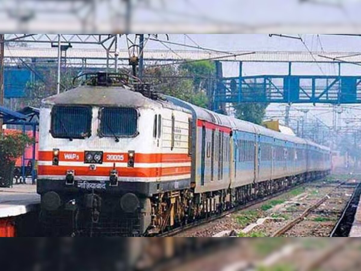 Train cancelled News:  गोरखपुर रूट की इन पैसेंजर ट्रेन को पूर्वोत्तर रेलवे ने किया निरस्त, कई का बदला रूट, देखें पूरी लिस्ट