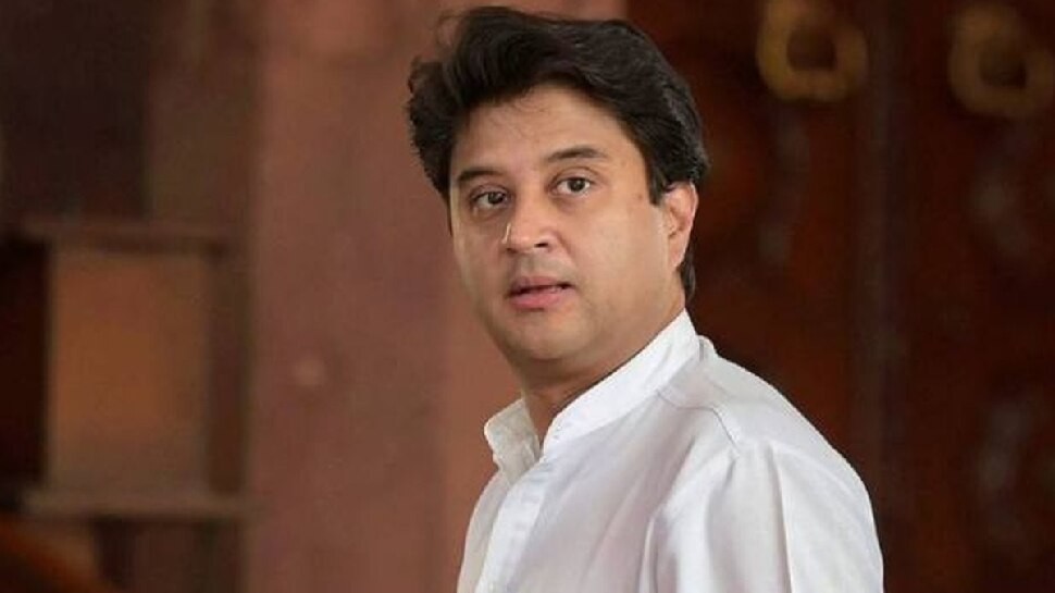 Jyotiraditya Scindia: बीजेपी छोड़ कांग्रेस में आएंगे सिंधिया? जयराम रमेश बोले- वो 24 कैरेट...