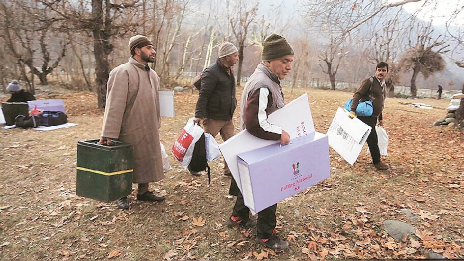 J&K Elections: जम्मू कश्मीर में विधानसभा चुनावों की सुगबुगाहट तेज़