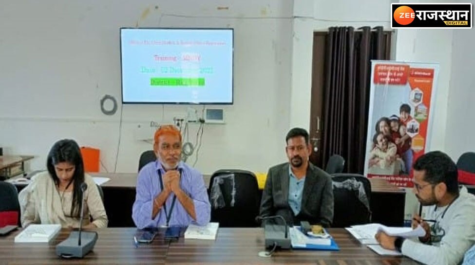 Rajsamand: मरीजों को निशुल्क दवा और जांच सुविधाओं का लाभ उपलब्ध करावें- सीएमएचओ