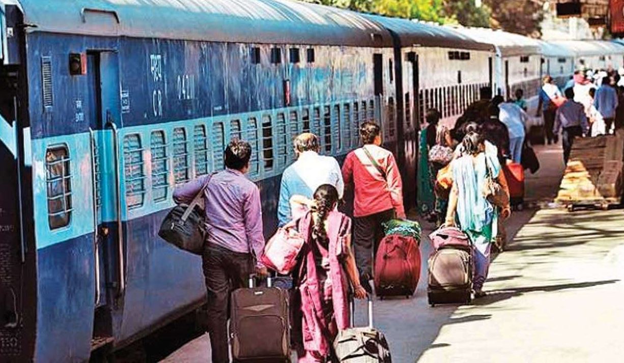 Cancel Train List: 3 दिसंबर को रेलवे ने कैंसल कर दी 222 ट्रेनें, देखें न चलने वाली गाड़ियों की पूरी लिस्ट