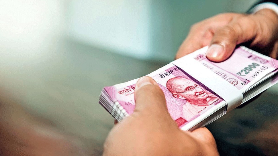 Old Pension Scheme: केंद्रीय कर्मचारियों के लिए एक और खुशखबरी, लागू हो सकती है पुरानी पेंशन योजना