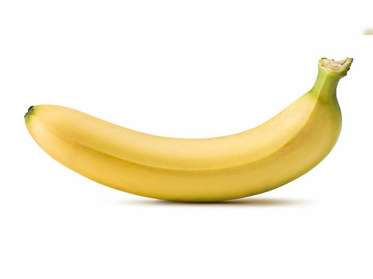 how banana peel is good to treat acne or pimples ways to use it acne