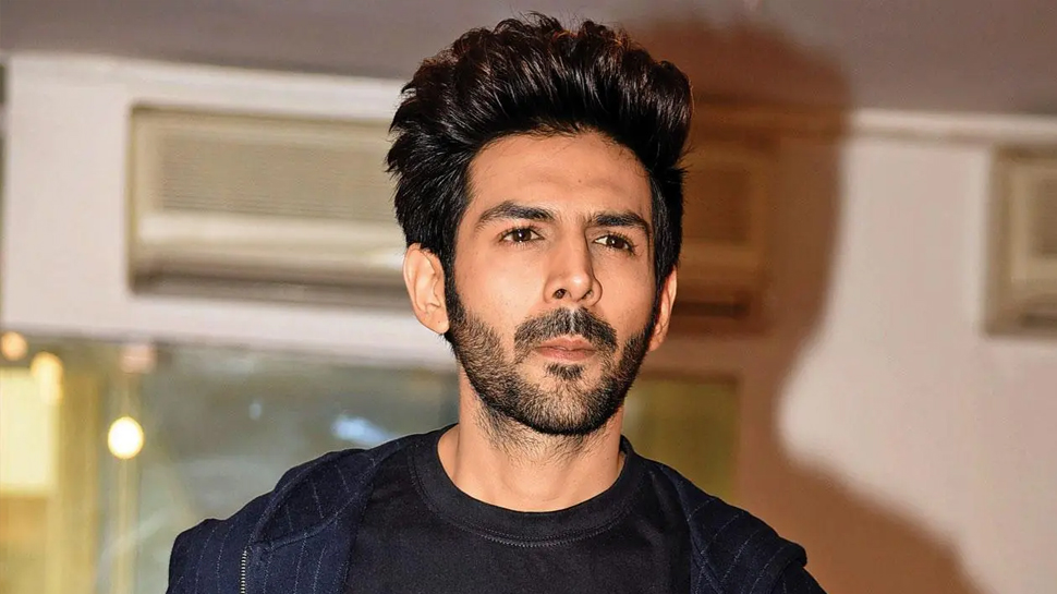 Hera Pheri 3: कार्तिक आर्यन ने फिल्म हेरा फेरी- 3 के लिए रखी शर्त; इतने करोड़ रुपये फीस की डिमांड Hera Pheri 3: कार्तिक आर्यन ने फिल्म हेरा फेरी- 3 के लिए रखी शर्त; इतने करोड़ रुपये फीस की डिमांड