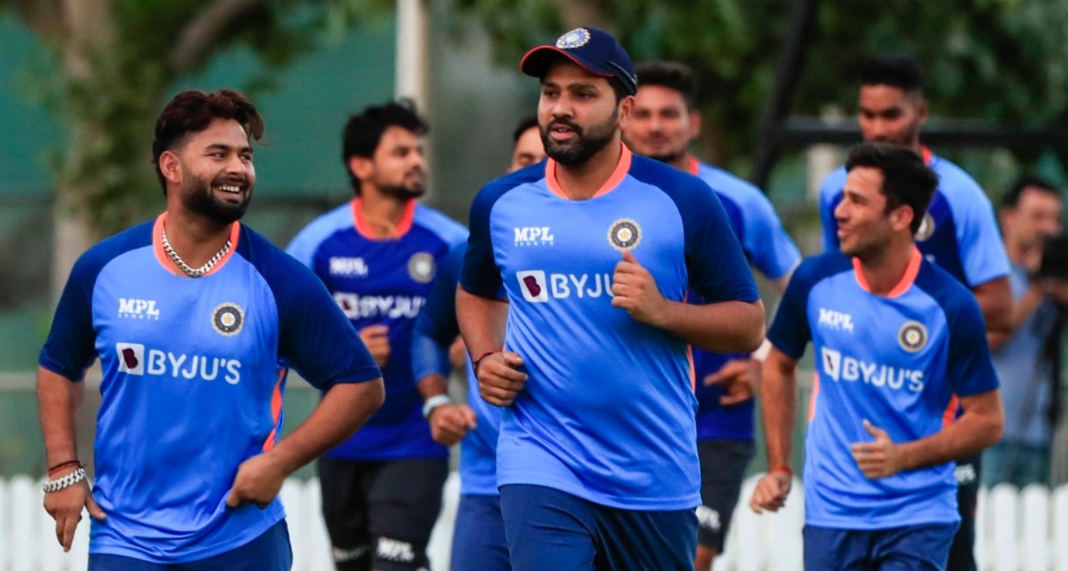IND vs BAN: 'ये सिर्फ बारात इकट्ठी कर रहे', बांग्लादेश के खिलाफ पहले ODI में टीम इंडिया के इस फैसले से भड़के जडेजा