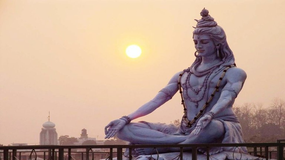 Monday Remedies: सोमवार को महादेव कृपा बरसाने के लिए रहते हैं तैयार, पाने के लिए करने होंगे ये आसान काम Monday Remedies: सोमवार को महादेव कृपा बरसाने के लिए रहते हैं तैयार, पाने के लिए करने होंगे ये आसान काम