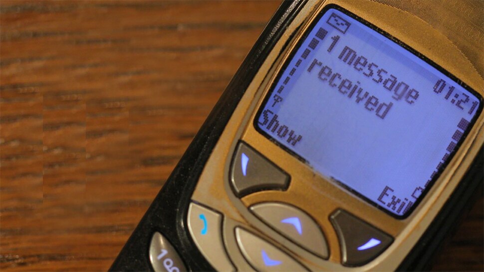 Mobile Text Messages: 30 साल पहले भेजा गया था पहला टेक्स्ट मैसेज, जानें किसने भेजा और SMS में क्या था?