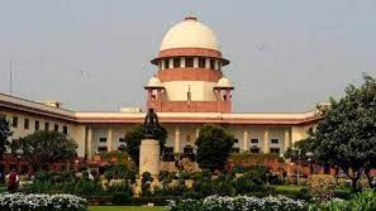 Punjab News: पंजाब में ड्रग्स-नकली शराब का फैलता जाल युवाओं और देश को कर देगा बर्बाद: SC