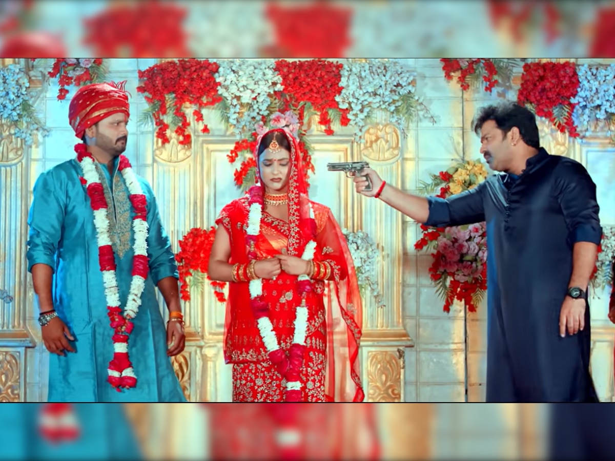Bhojpuri Song: पवन सिंह ने 'बिच जयमल पा' Kiss करने की धमकी दी, देखें वीडियो