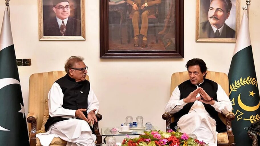 Imran Khan: राष्ट्रपति की पूर्व पीएम को चेतावनी; कहा-आर्मी चीफ़ के ख़िलाफ़ हद पार न करें इमरान ख़ान 