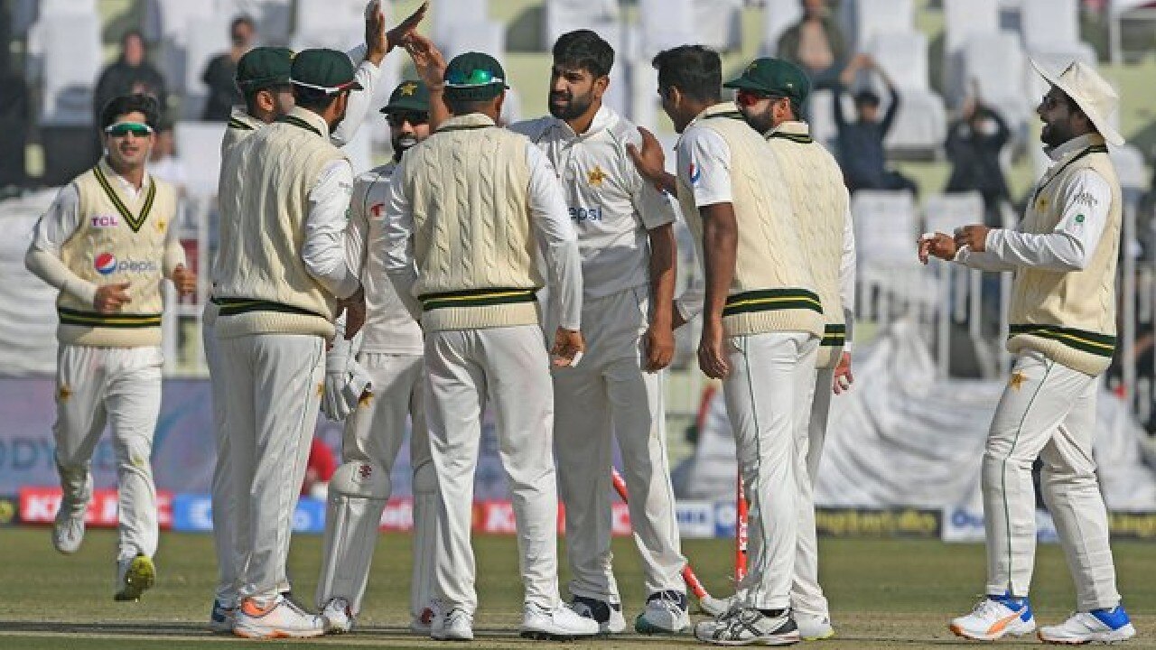 ENG vs PAK: दूसरे टेस्ट से पहले इंग्लैंड-पाकिस्तान को लगा बड़ा झटका, बाहर हुए ये दिग्गज गेंदबाज