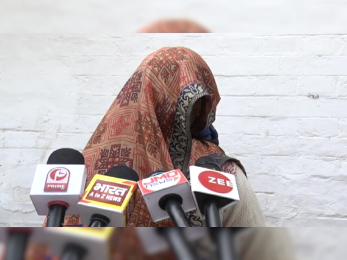 Kanpur: बिना पहचान बताए सिरफिरा आशिक महिला को कर रहा तंग,पुलिस कर रही तलाश