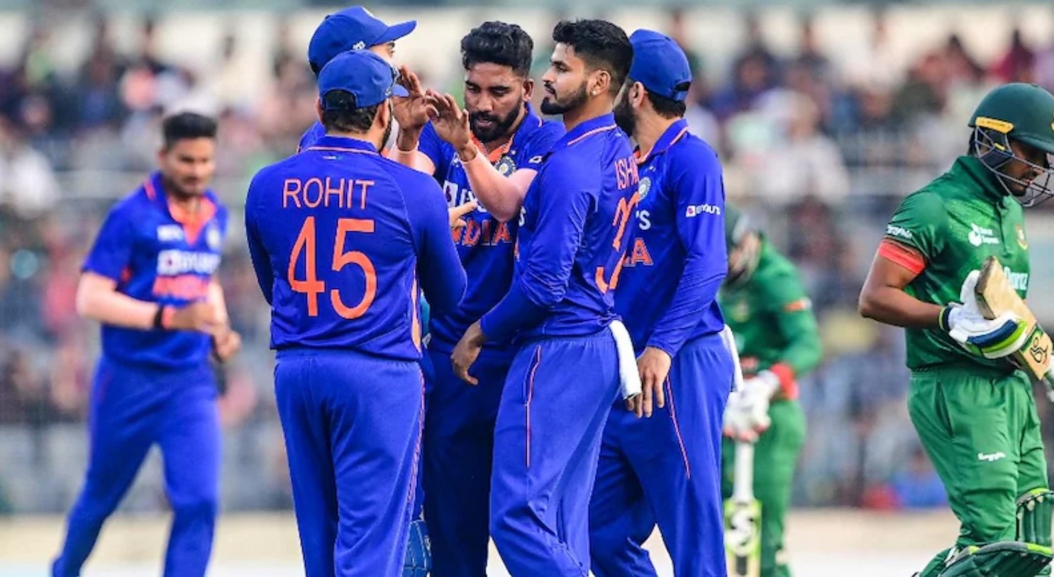 IND vs BAN: रोहित ने दूसरे वनडे से इस खतरनाक खिलाड़ी को किया बाहर, वजह जानकर हो जाएंगे मायूस