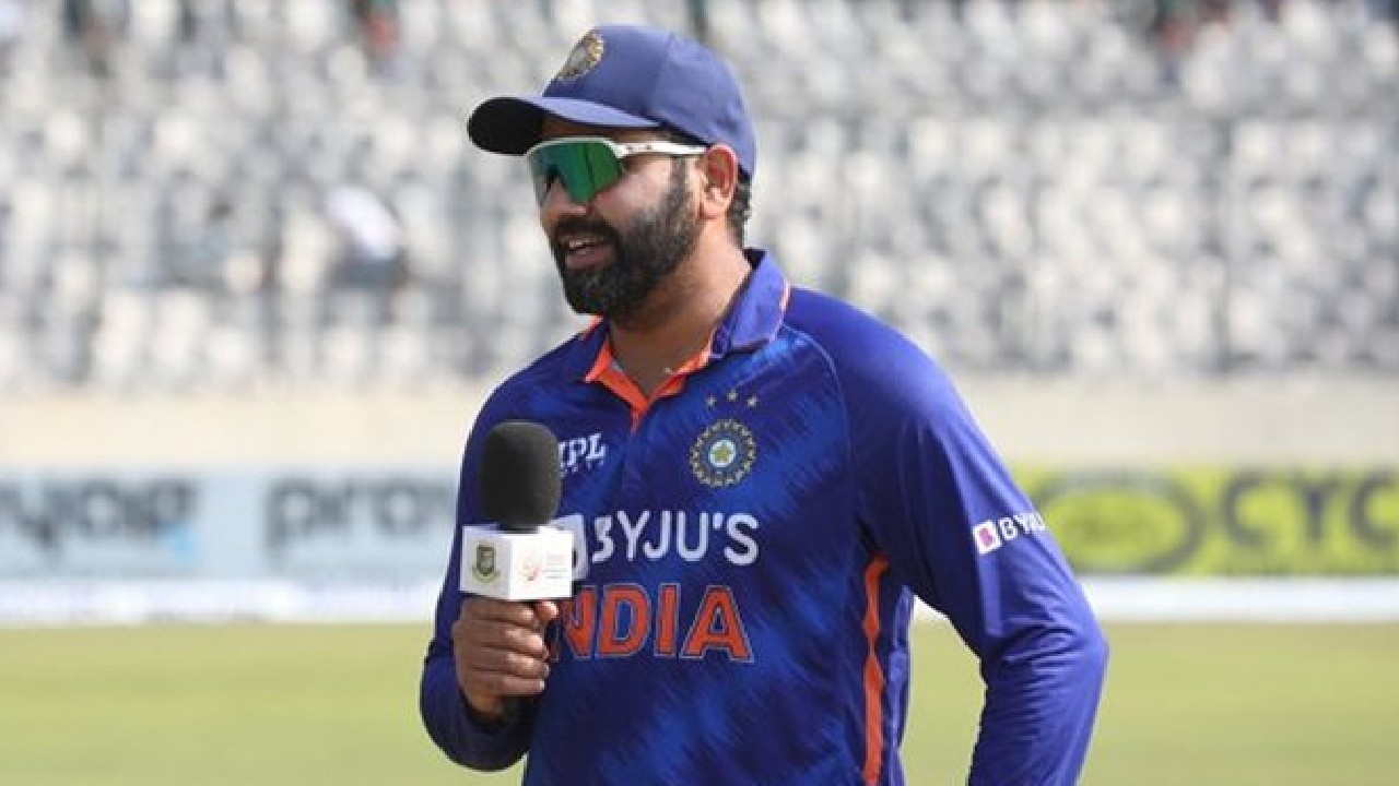 IND vs BAN: ढाका वनडे में चोटिल हुए रोहित शर्मा, खून देख अटकी भारतीय फैन्स की सांसे