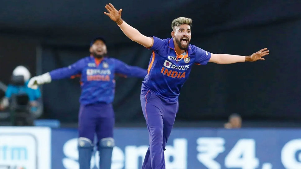 mohammed Siraj highest wickets taker in ODI Cricket for india in year 2022 ind vs ban 2nd odi | Mohammed Siraj: मोहम्मद सिराज ने बनाया ये बड़ा रिकॉर्ड, साल 2022 में ऐसा