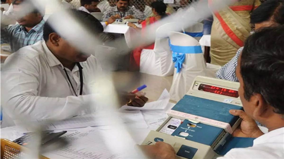 Gujarat Election Result: गुजरात और हिमाचल विधानसभा के नतीजे आज, 5 राज्यों में कौन मारेगा बाज़ी? Gujarat Election Result: गुजरात और हिमाचल विधानसभा के नतीजे आज, 5 राज्यों में कौन मारेगा बाज़ी?