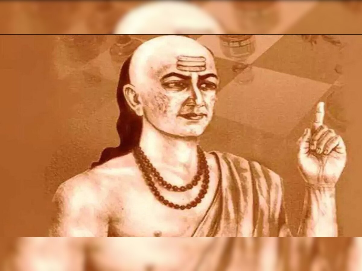 Chanakya Niti For Office: ଆପଣାନ୍ତୁ ଏହି ଉପାୟ, ଅଫିସରେ ବଢିବ ଆପଣଙ୍କ ଯଶ ଓ ସମ୍ମାନ